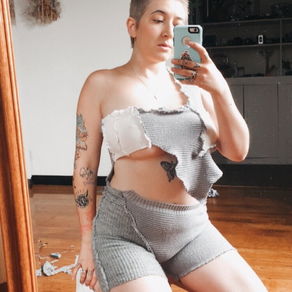 Patchwork crop top y2k - Picture 2 of 4